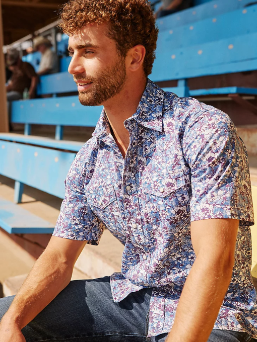 klær nei Wrangler menn 20x konkurranse avansert komfort kortermet vestlig skjorte med snapprint akvarell fiolett (112327810) 8V40504