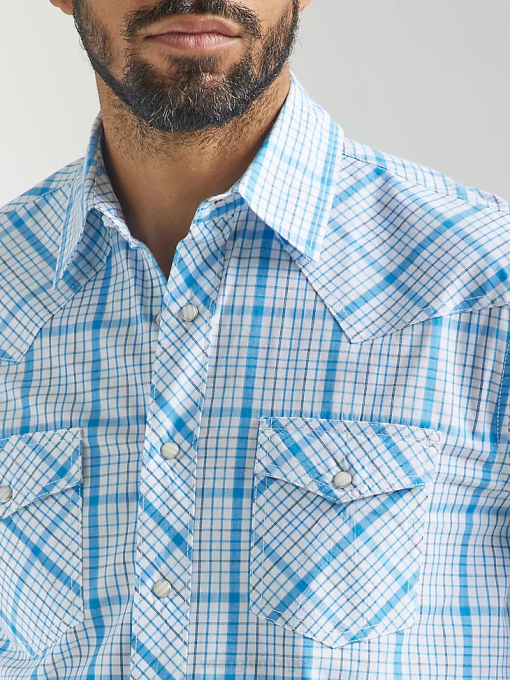 klær nei Wrangler menn 20x konkurranse avansert komfort langermet western-rutet skjorte med to lommer babyblå (112324829) 8V40491