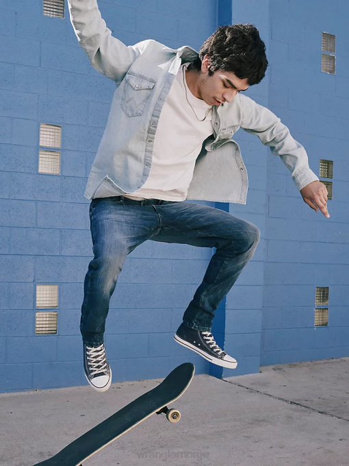 klær nei Wrangler menn Heritage redding jean med løs passform revet lett vask (112335468) 8V40185