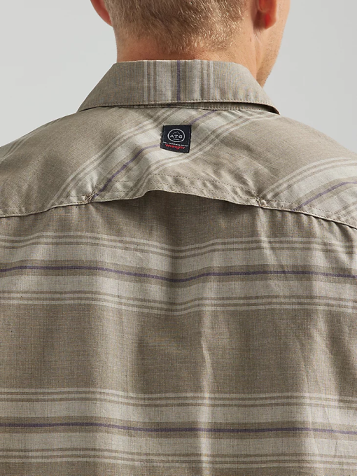 klær nei Wrangler menn atg by breeze skjorte cherry creek (112331239) 8V40313