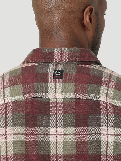 klær nei Wrangler menn atg by breeze skjorte cherry creek (112331239) 8V40639