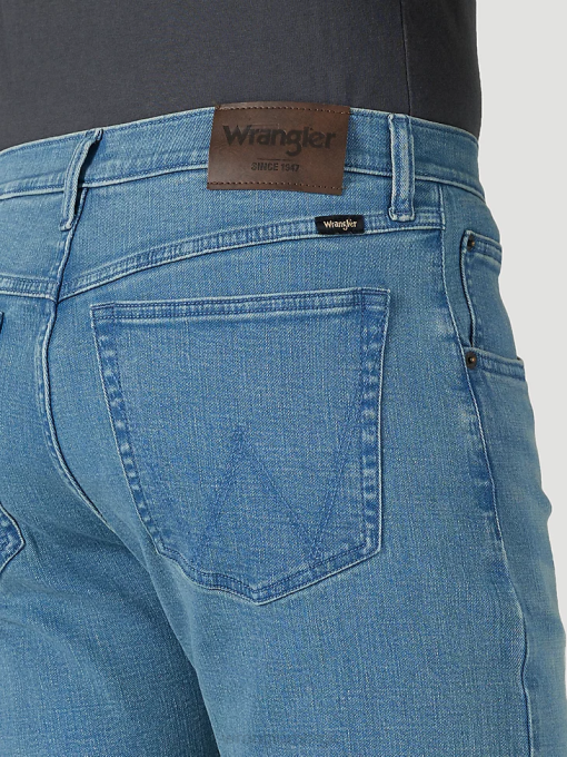 klær nei Wrangler menn flex jeans med atletisk passform wyatt (112317148) 8V40176