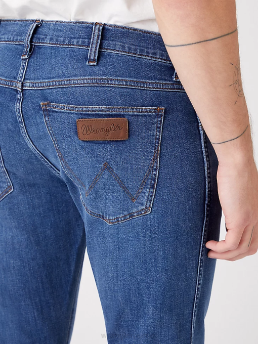 klær nei Wrangler menn greensboro jeans med rett ben mørk sky (112317473) 8V4066