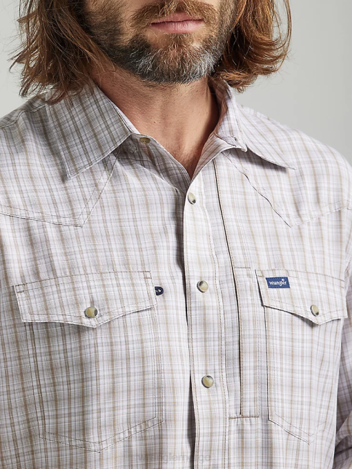 klær nei Wrangler menn langermet rutete skjorte med trykknapper brun pledd (112326185) 8V40435