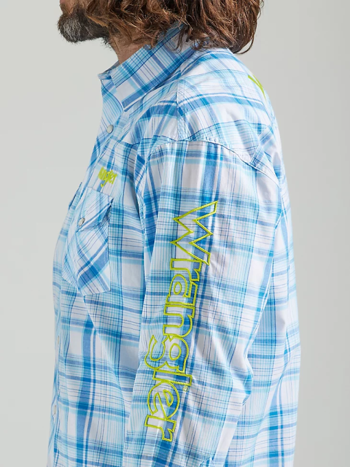 klær nei Wrangler menn langermet western-rutet skjorte med trykk-logo havblå (112324644) 8V40497