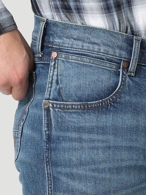 klær nei Wrangler menn retro slim fit jeans med rett ben sagflis (112322491) 8V4037